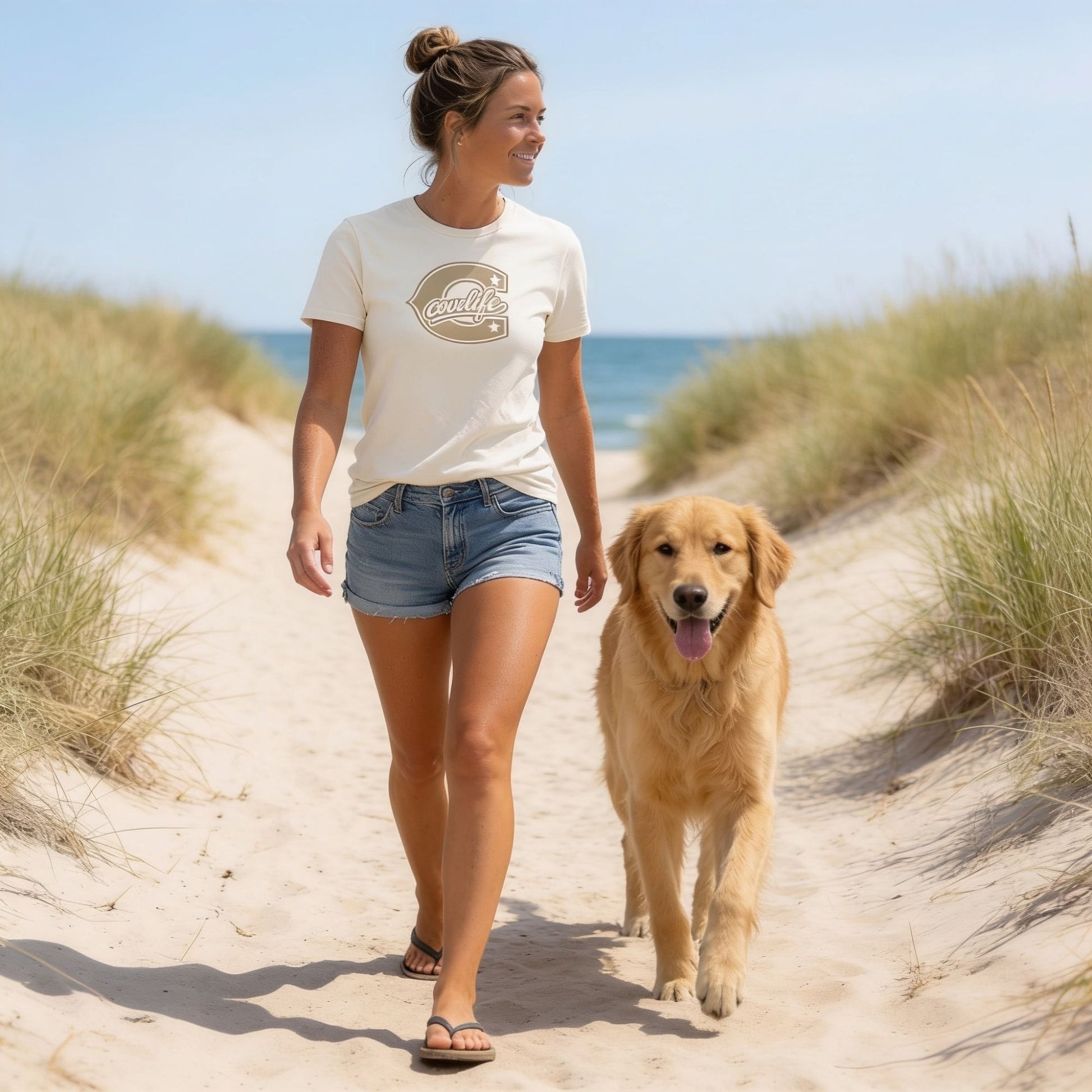 COVELiFE The Cove Tee Cream - lifestyle